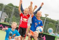 Football au Club Enfants du camping de Meerwijck